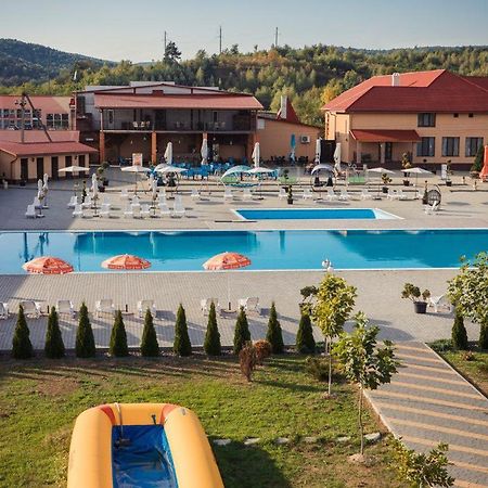 Illara Spa Hotel Irshava Εξωτερικό φωτογραφία